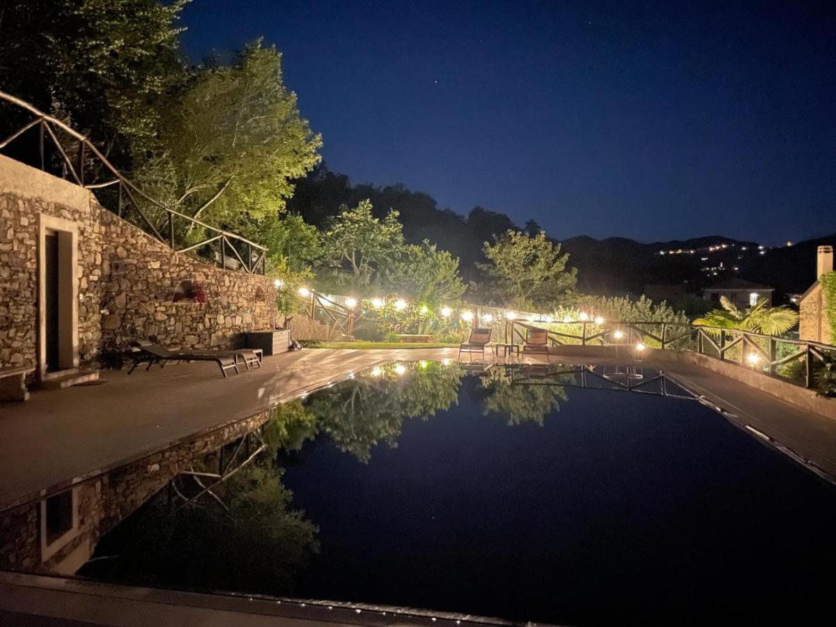Borgata Cantone Country House B&B ガルレンダ エクステリア 写真